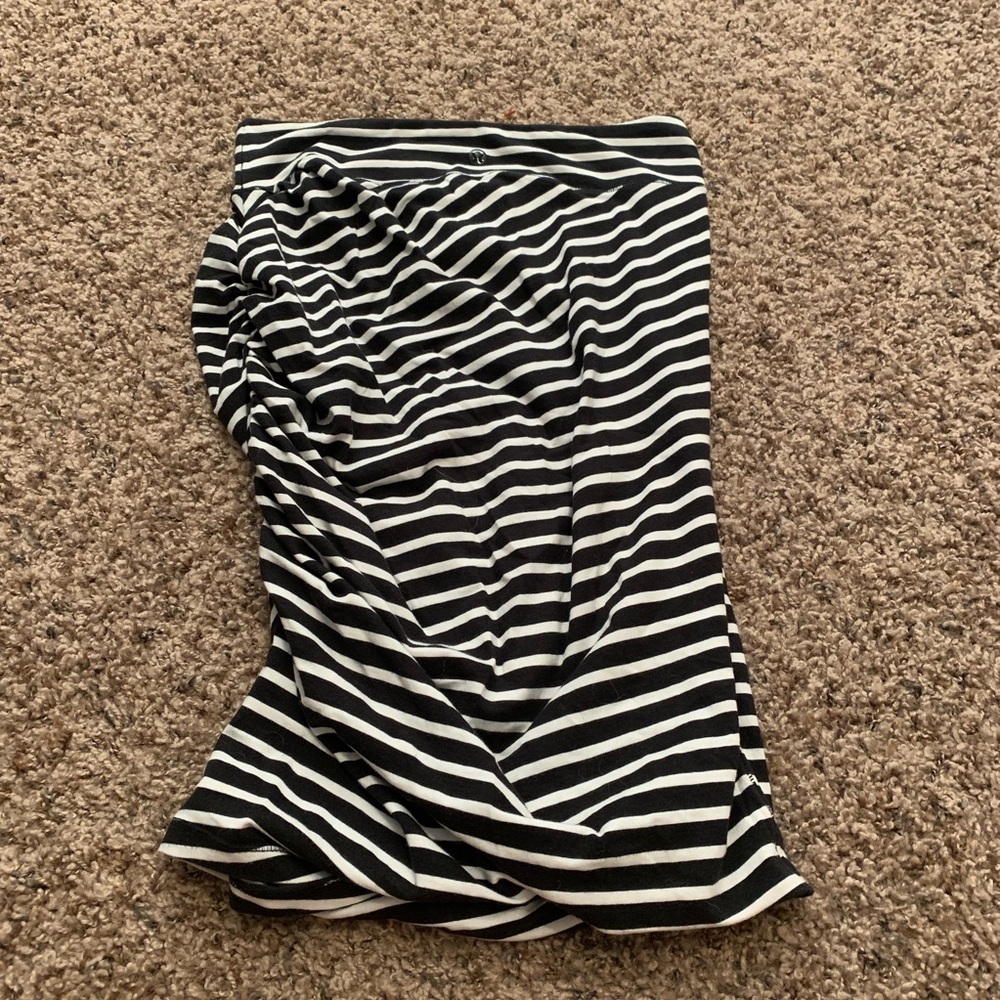 Lululemon Anytime Skirt - Picture 7 of 7